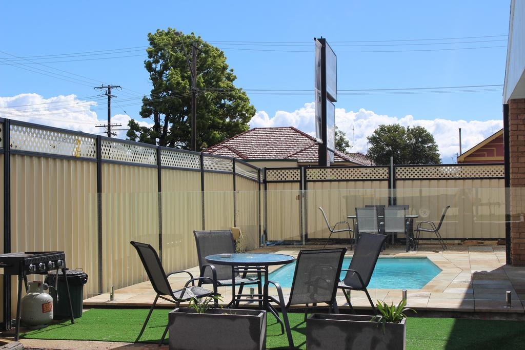 Centrepoint Motel Dubbo Kültér fotó