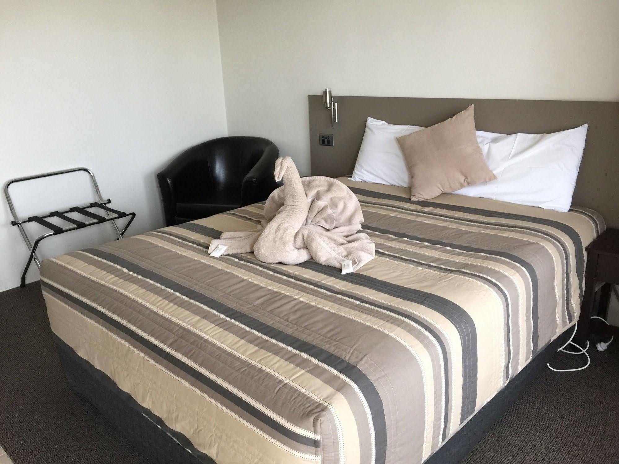 Centrepoint Motel Dubbo Kültér fotó