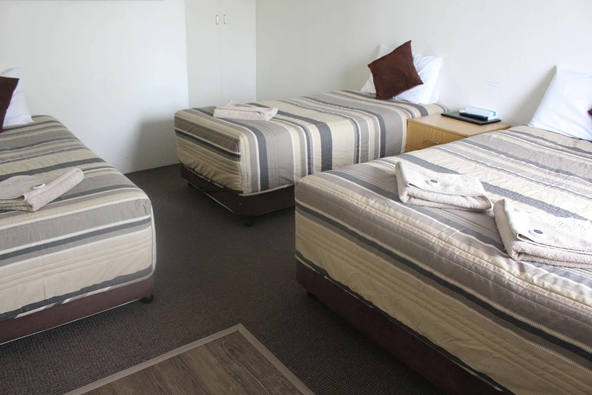 Centrepoint Motel Dubbo Kültér fotó