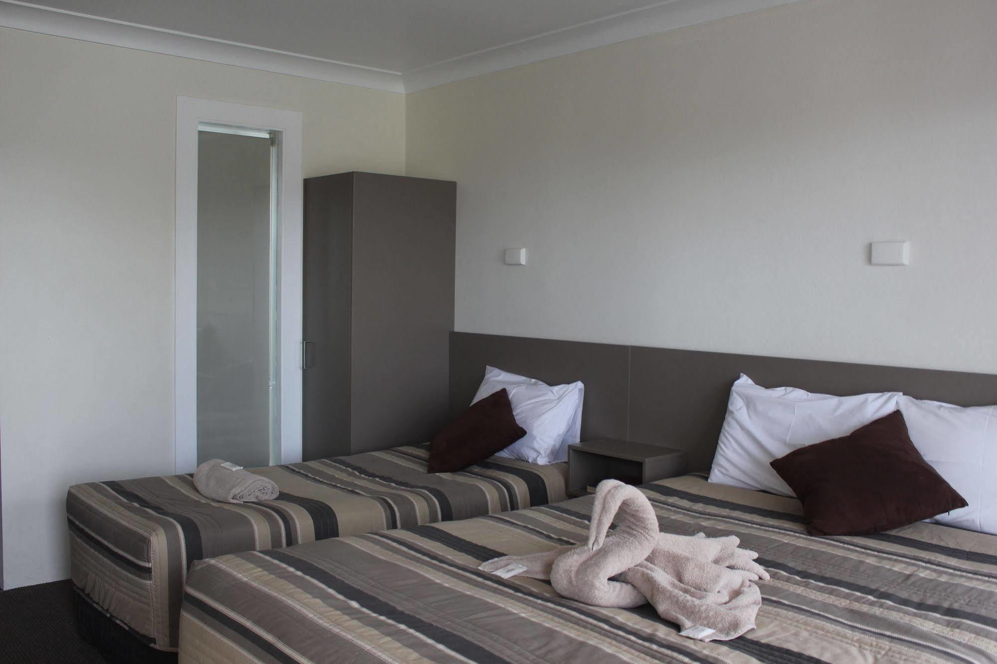 Centrepoint Motel Dubbo Kültér fotó