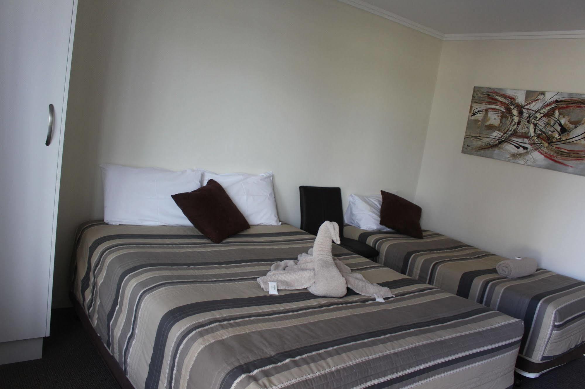 Centrepoint Motel Dubbo Kültér fotó